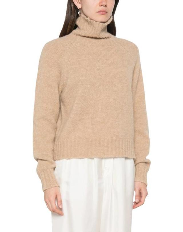 주카 [해외직구] 26FW 주카 터틀넥 J4451050 141318 BEIGE 착용컷