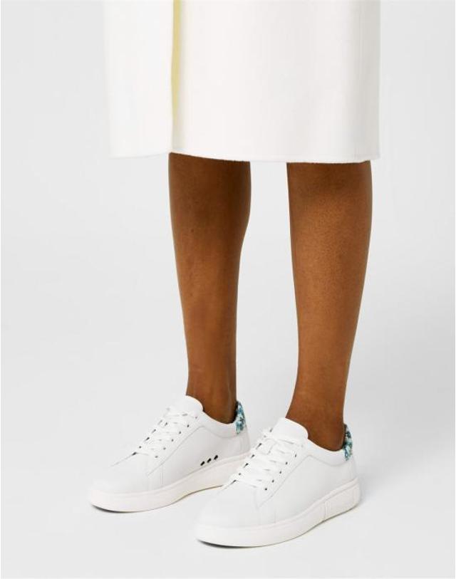 케이트스페이드 [해외직구] 25SS 케이트 스페이드 스니커즈 K7198U4S WHITE 착용컷