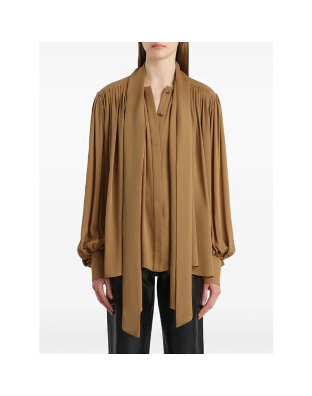 카이트 [해외직구] 26SS 케이트 발리 하이넥 타이 퍼프 슬리브 실크 조지 블라우스 2460338 W338 980 BROWN 착용컷