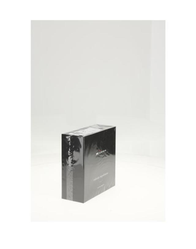 키톤 [해외직구] 26SS 키톤 가죽소품 UPARF0104 000 착용컷