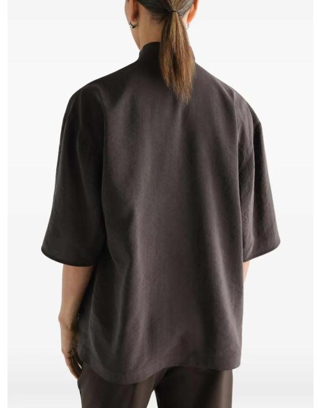 르메르 [해외직구] 26FW 르메르 드라이 실크 소프트 칼라 탑 드라이 실크 소프트 칼라 탑 SH1292LF1308BR532 착용컷