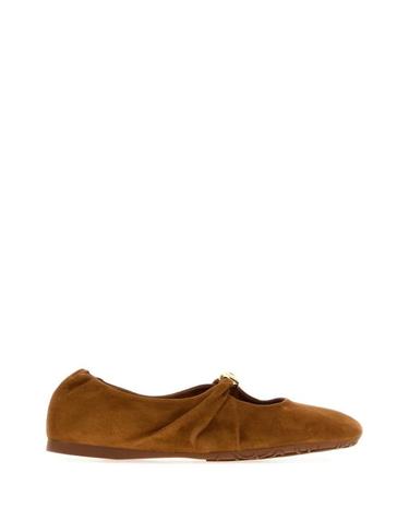 [해외직구] 26FW 로에베 페블 소프트 발레리나 스웨이드 슈즈 LLPF466X04 TAN BROWN