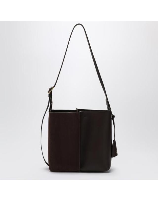 로에베 [해외직구] 26FW 로에베 미디엄 빌바오 버킷백 미디엄 빌바오 버킷백 A418WRPX01LE Brown 착용컷
