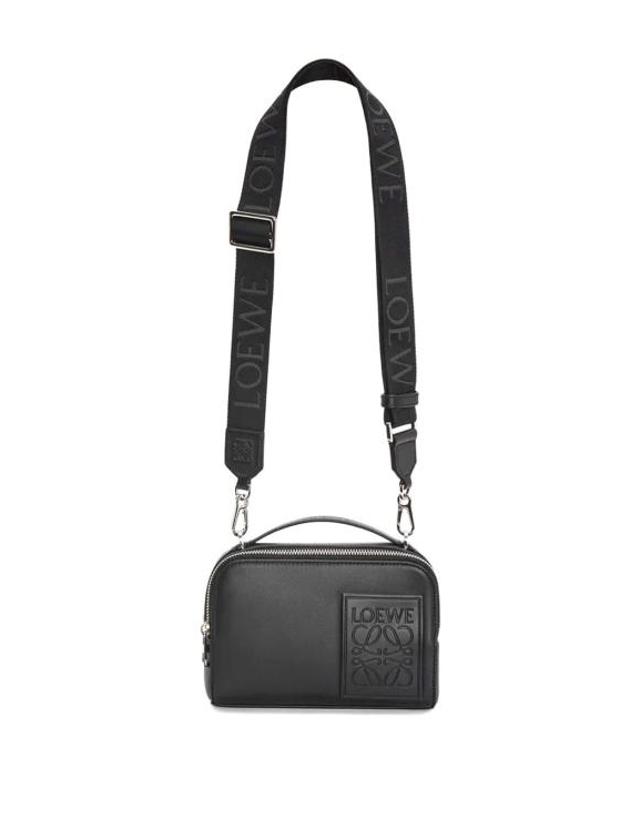 로에베 [해외직구] 26FW 로에베 미니 카메라 크로스 백 미니 카메라 크로스 백 C565R41X05 1100 착용컷
