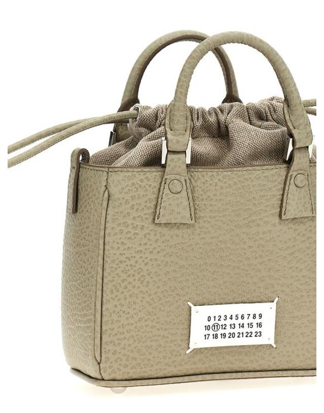 메종 마르지엘라 [해외직구] 25SS 마르지엘라 5AC 호라이즌탈 토트 SB1WG0046P4348T8049 Gray 착용컷