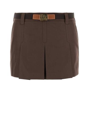 [해외직구] 25FW 미우미우 로고 패치 플리츠 미니 스커트 MG2485SOOO12NS F0324 BROWN