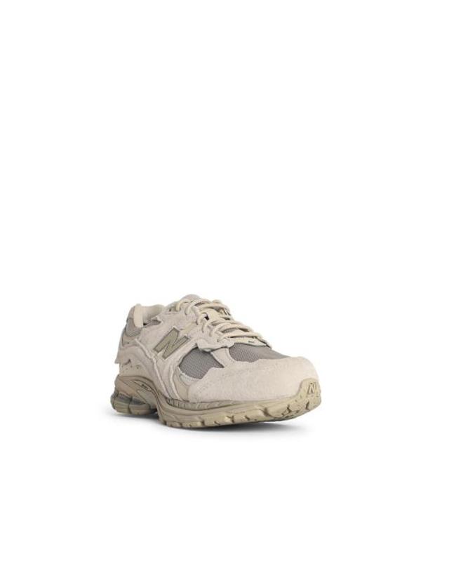 뉴발란스 [해외직구] 25FW 뉴발란스 2002 스니커즈 U2002DXCNATURAL KHAKI Beige 착용컷
