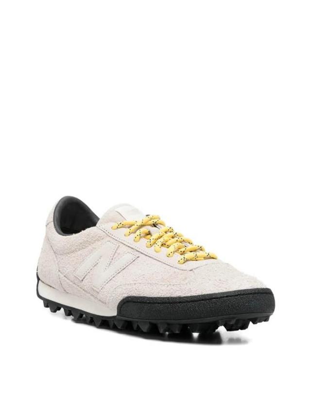 뉴발란스 [해외직구] 26SS 뉴발란스 스니커즈 UGTR83J LIGHT BEIGE 착용컷