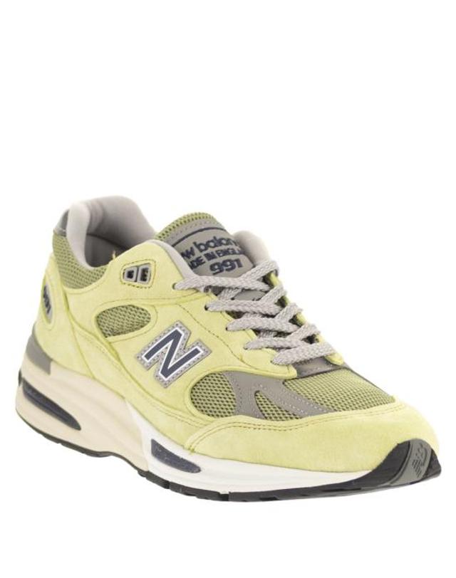 뉴발란스 [해외직구] 26FW 뉴발란스 991 스니커즈 U991 YELLOW 착용컷