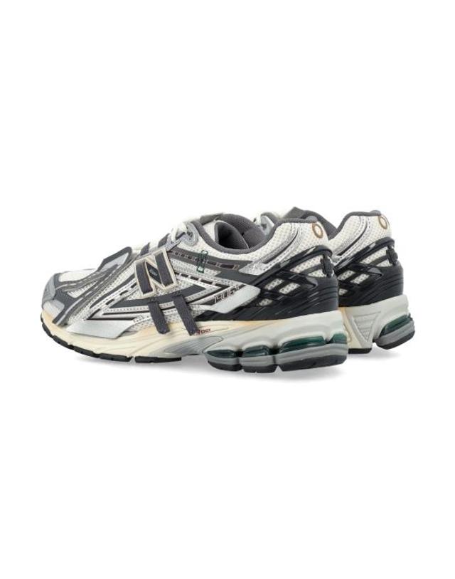 뉴발란스 [해외직구] 26FW 뉴발란스 1906 스니커즈 M1906AD SM SILVER METALLIC 착용컷