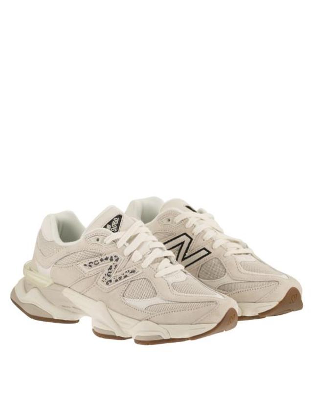 뉴발란스 [해외직구] 26FW 뉴발란스 9060 스니커즈 U9060 LIGHT BEIGE 착용컷