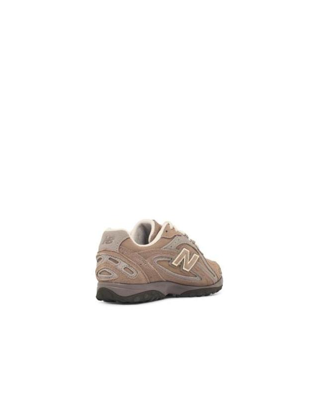 뉴발란스 [해외직구] 26FW 뉴발란스 204L 스웨이드 스니커즈 U204LMMAGREEN Brown 착용컷