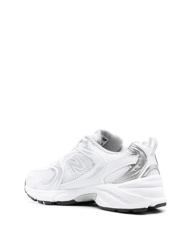 뉴발란스 [해외직구] 26FW 뉴발란스 530 스니커즈 MR530EMAWHITESILVER BIANCO 착용컷