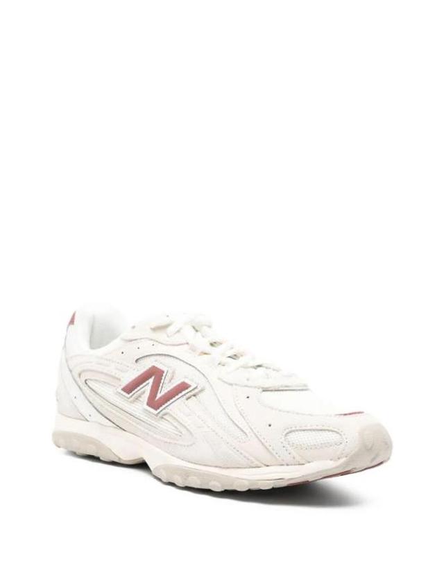 뉴발란스 [해외직구] 25FW 뉴발란스 204L 스웨이드 스니커즈 U204L1ZHSEA WHITE 착용컷