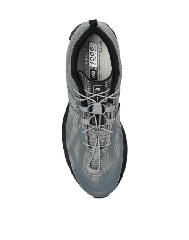 뉴발란스 [해외직구] 26SS 뉴발란스 1906R 스니커즈 U1906RNG GRAY 착용컷