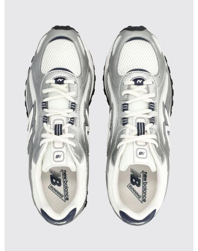 뉴발란스 [해외직구] 26FW 뉴발란스 204L 스웨이드 스니커즈 U204LPC Silver 착용컷