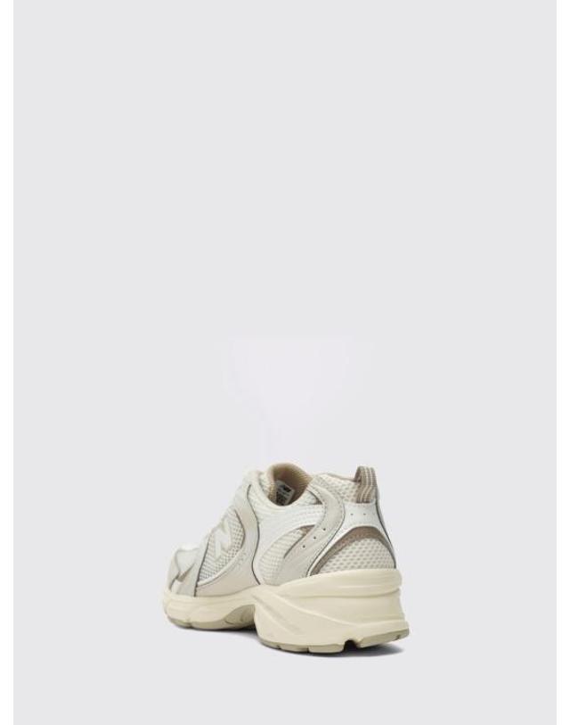 뉴발란스 [해외직구] 26FW 뉴발란스 530 스니커즈 MR530AAD Beige 착용컷