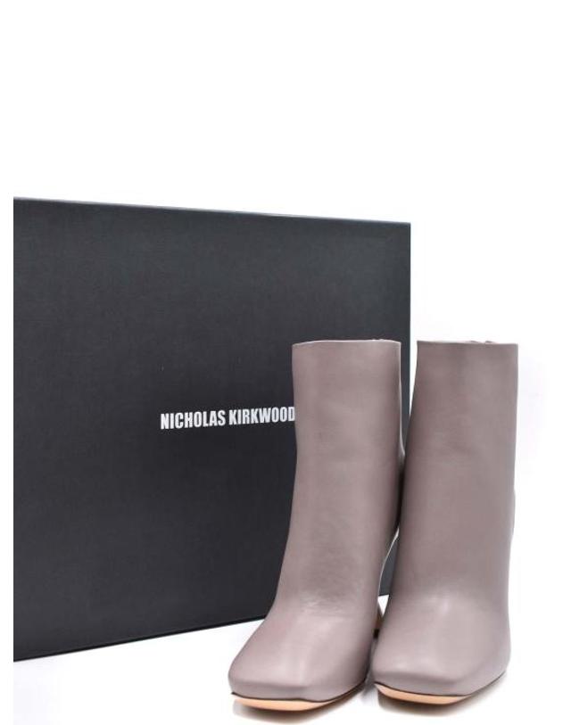 니콜라스 커크우드 [해외직구] 20FW 니콜라스커크우드 부츠 909B15NLS1TAU Nude Neutrals 착용컷