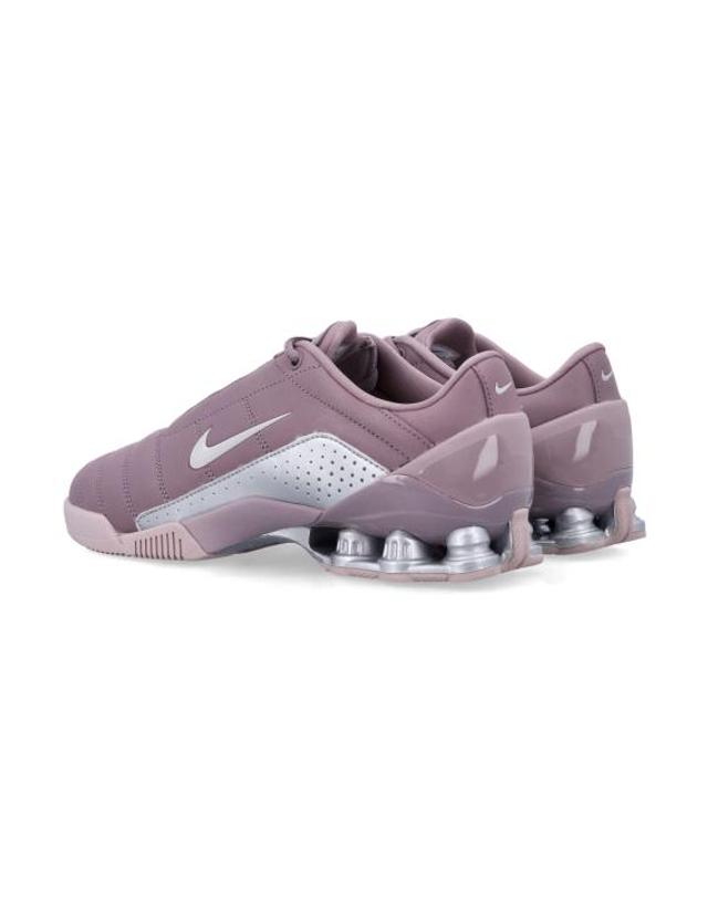 나이키 [해외직구] 26SS 나이키 토탈 90 샥스 마지아 IO9300 201 TAUPE GREY 착용컷