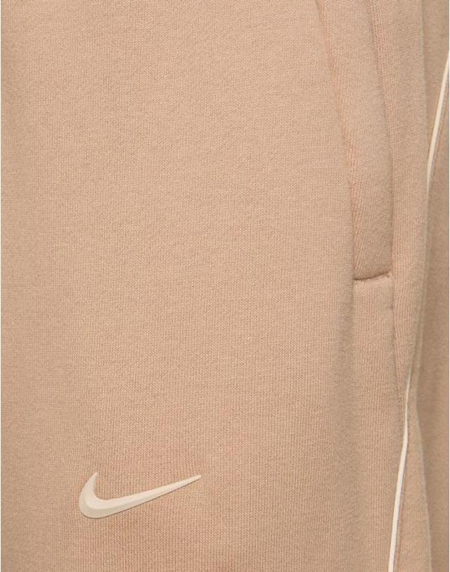 나이키 [해외직구] 25SS 나이키 트레이닝 조거 팬츠 FN7661200 BEIGE 착용컷