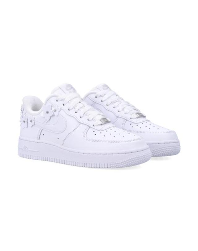 나이키 [해외직구] 26FW 나이키 스니커즈 IR8637 100 WHITE 착용컷