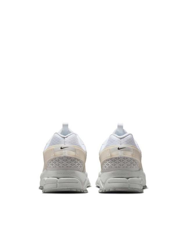 나이키 [해외직구] 26FW 나이키 줌 보메로 롬 HJ4646100 WHITE 착용컷