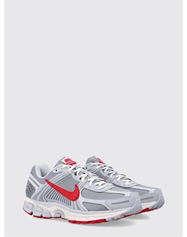 나이키 [해외직구] 26SS 나이키 메쉬 패널 줌 보메로 5 SE 스니커즈 IQ6589 001 Grey 착용컷