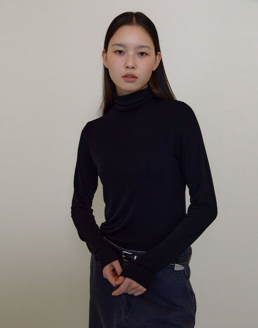 [8차 11/21 예약배송] Classic Turtle neck T-shirts (Black)