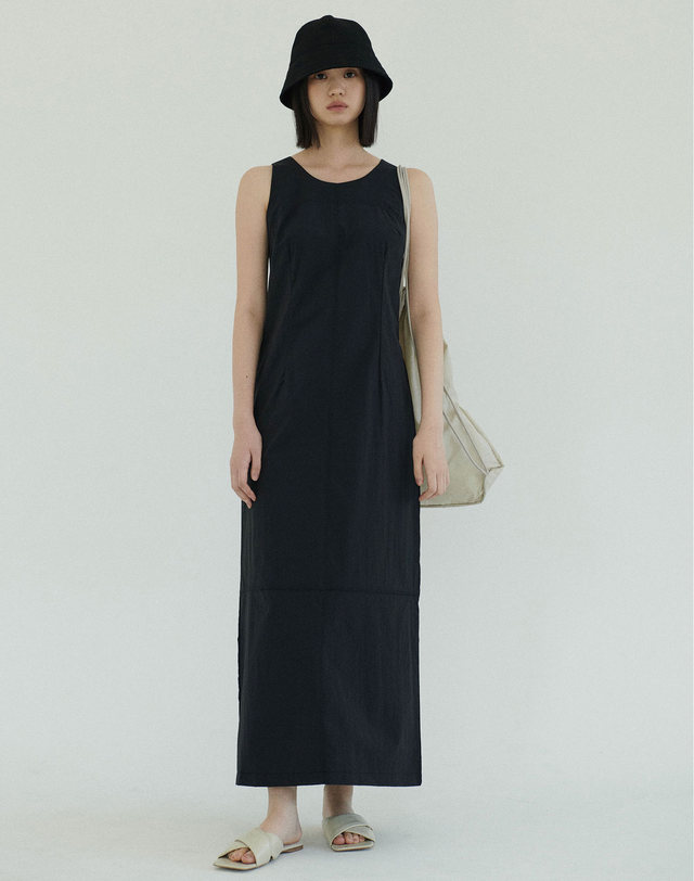 38컴온커먼 [22차] Nylon Sleeveless Dress (Black) 착용컷