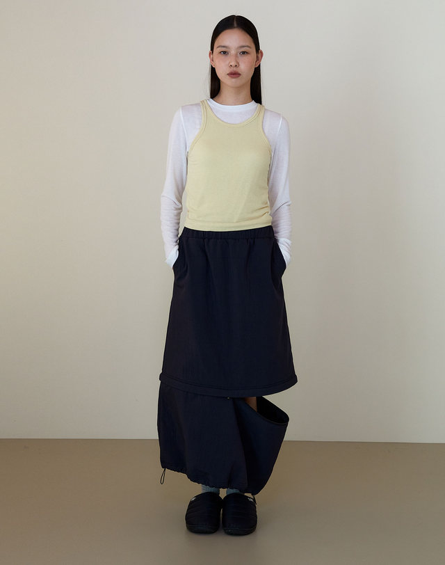 38컴온커먼 Padded detachable skirt (Charcoal) 착용컷