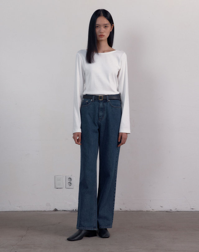 38컴온커먼 [13차] Symbol Boat-neck Long Sleeve T-Shirts (White) 착용컷