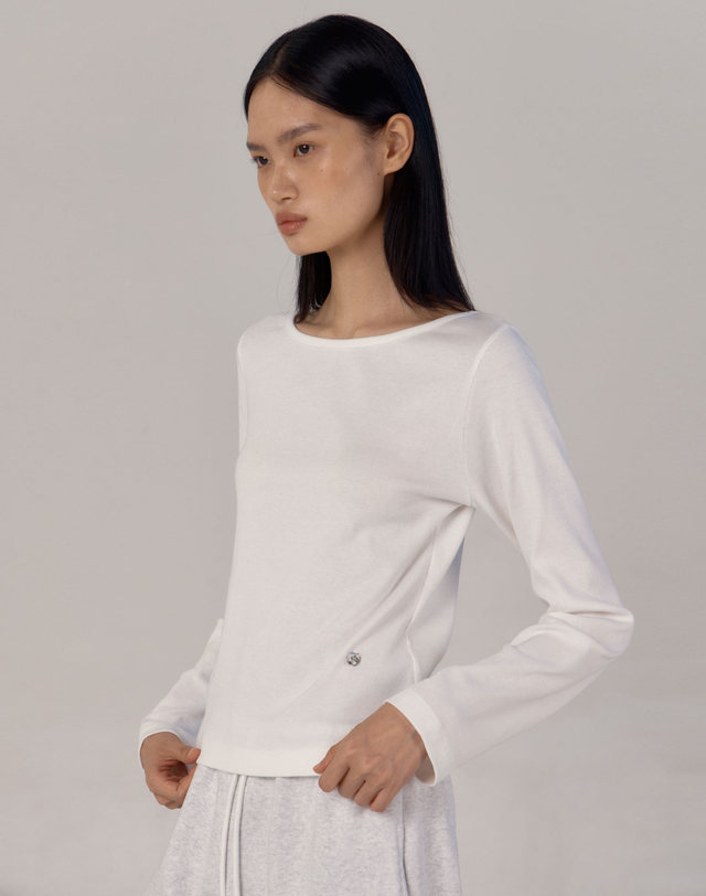 38컴온커먼 [13차] Symbol Boat-neck Long Sleeve T-Shirts (White) 착용컷