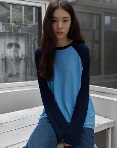 Soft Contrast Raglan Long Sleeve (Blue)