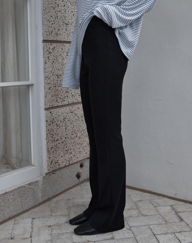 38컴온커먼 [3차] Ribbed Knit Bootcut Pants (Black) 착용컷