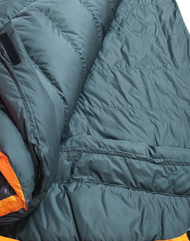 준우아웃도어 준우아웃도어 뉴 마칼루 HG1400 헝가리구스1400g 동계침낭 퍼텍스퀀텀 800FP+ 착용컷