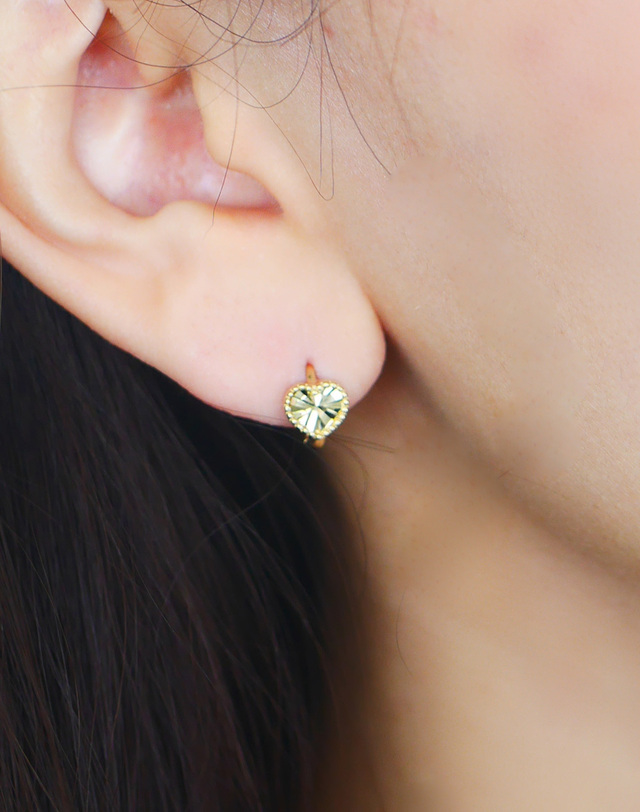 하리쥬얼리 14K/18K 미니 하트 컷팅 링 귀걸이 착용컷