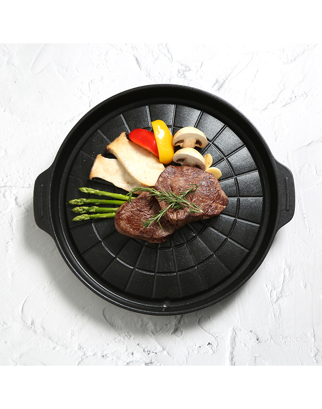 셰프라인 셰프라인 인앤아웃 원형구이팬 30cm 착용컷