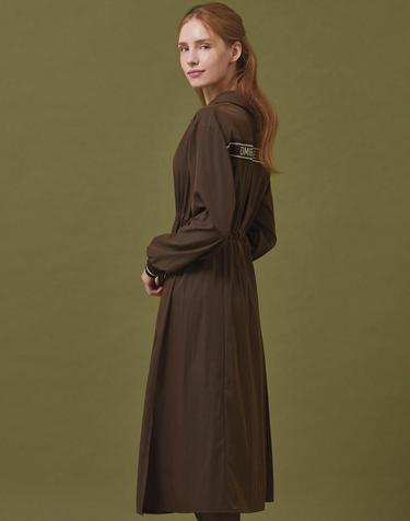 백 레터링 스트링 원피스_M5F1OP3070