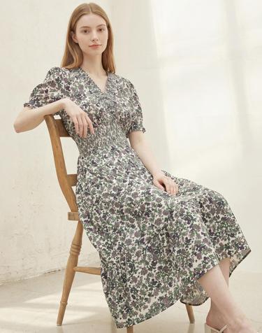 스모킹 밴딩 플라워 셔링 원피스_M6M1OP3651