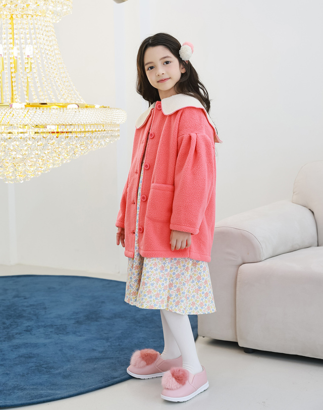 유니엘 로렌 롱코트_핑크 착용컷