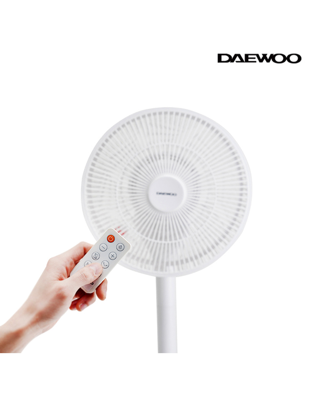 대우전자 [대우] 써큘레이터형 키높이 조절 선풍기 DEF-CD710 착용컷