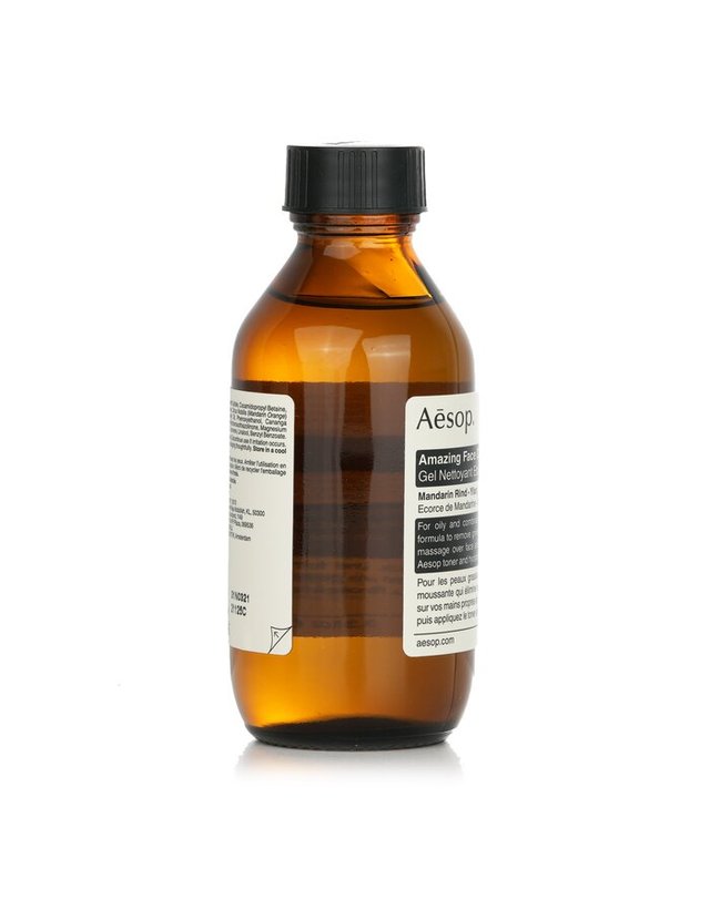 이솝 이솝 클렌저 어메이징 페이스 클렌저 100ml 착용컷
