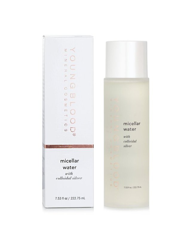 영블러드 영블러드 미셀라 워터 위드 콜로이드 실버 222.75ml 착용컷