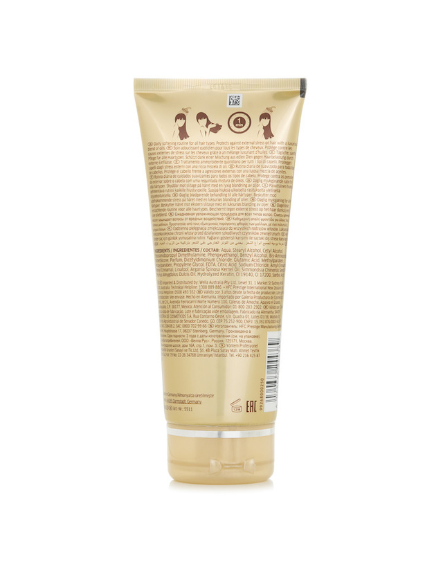 웰라 웰라 시스템 프로페셔널 럭스 오일 케라틴 컨디셔너 크림 200ml 착용컷