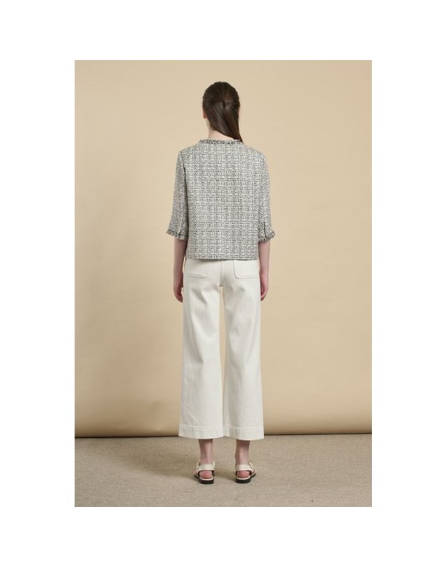 비씨비지 BCBG [갤러리아] [26S/M] 트위드 자켓 (B6M3J103) 착용컷