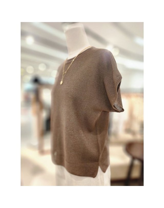 비씨비지 BCBG [갤러리아] [26S/M] 라운드 홀가먼트 니트 (B6M5K423) 착용컷