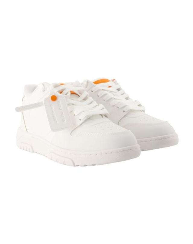 오프화이트 [해외직구] 26FW 오프화이트 스니커즈 OF06203101 WHITE 착용컷