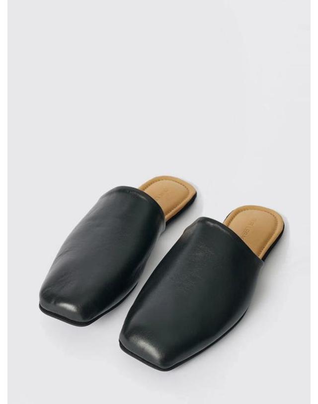 아워 레가시 [해외직구] 26SS 아워레가시 컬랩싱 컨설턴트 레이스업 슈즈 A2257CSS Black 착용컷
