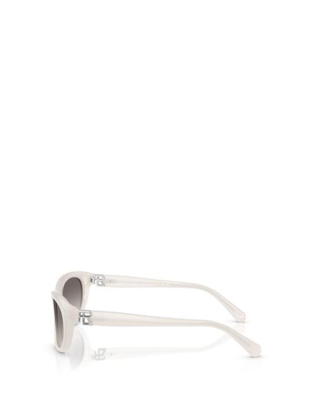 폴로 [해외직구] 26FW 랄프 로렌 선글라스 RL8226U 618208 OPALINE MILKY 착용컷
