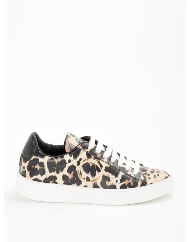 로베르토 카발리 [해외직구] 21FW 로베르토 카발리 스니커즈 NNS00FPZ968D0284 Animal Print 착용컷